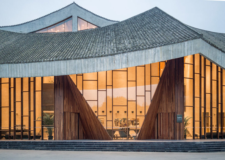 相關工程案例，耐老化，防開裂，品質保持年限在10年以上